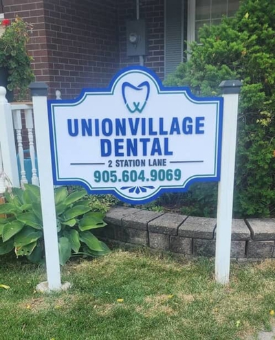 Exterior Signage Photo